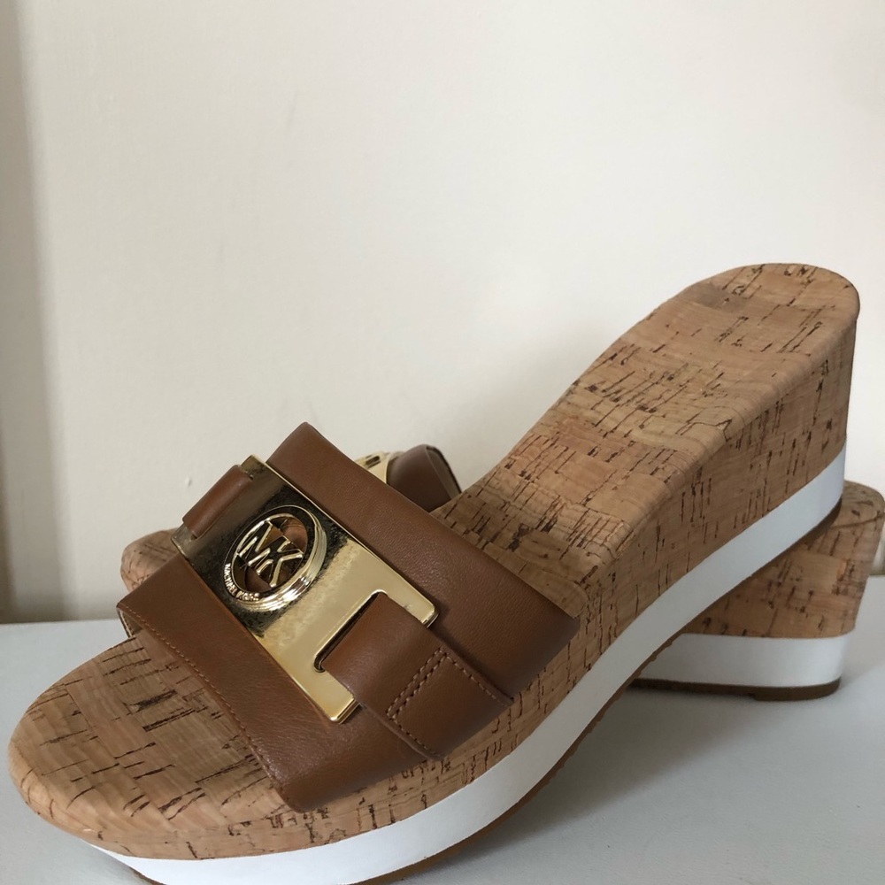 Size 8 Michael Kors Warren Platform Cork Wedge Retro From Macys Gold Logo